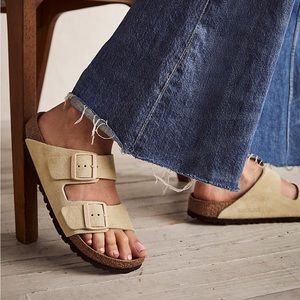 Birkenstock Arizona Soft Footbed Sandals, Almond Suede